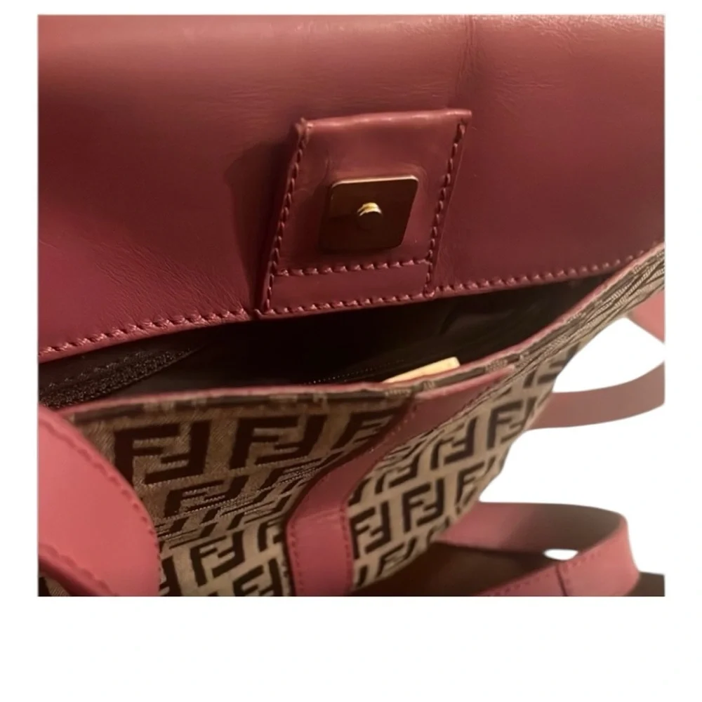 FENDI Tan and Pink Crossbody Bag - Picture 4 of 15